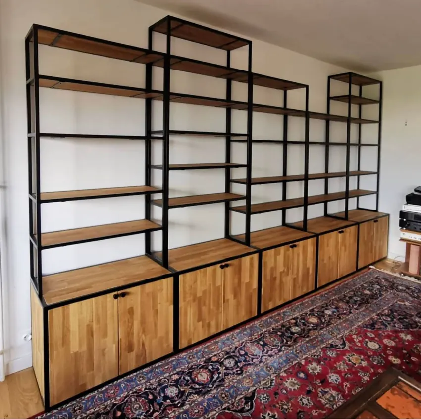 Meuble TV bois sur mesure avec niche murale