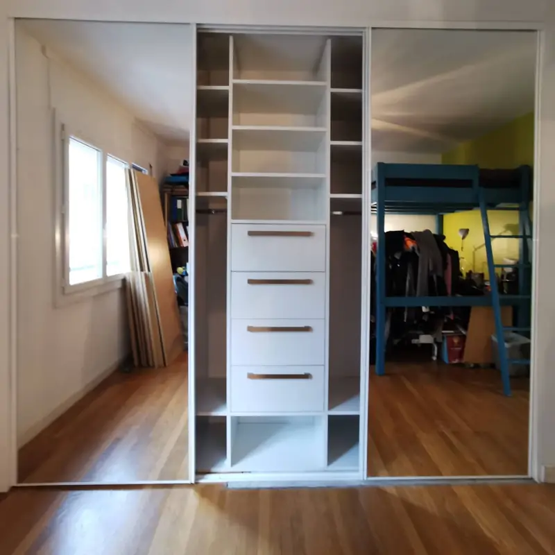Aménagement d'une alcôve d'une chambre, avec 2… — Mobilier Alliage Mobilier