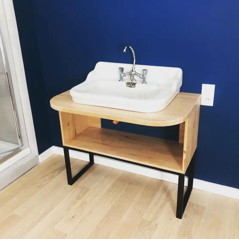 D’un meuble vasque pour une suite parentale — Mobilier Alliage Mobilier