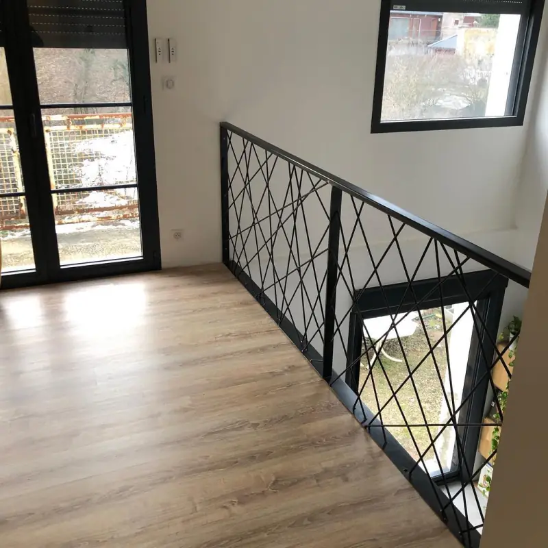 Garde-corps sur mesure — Garde-corps Alliage Mobilier