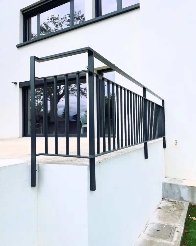 Garde-corps sur mesure — Garde-corps Alliage Mobilier