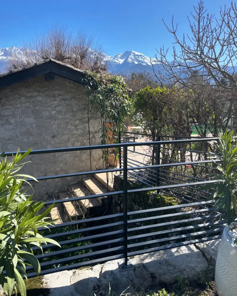 Garde-corps sur mesure — Garde-corps Alliage Mobilier