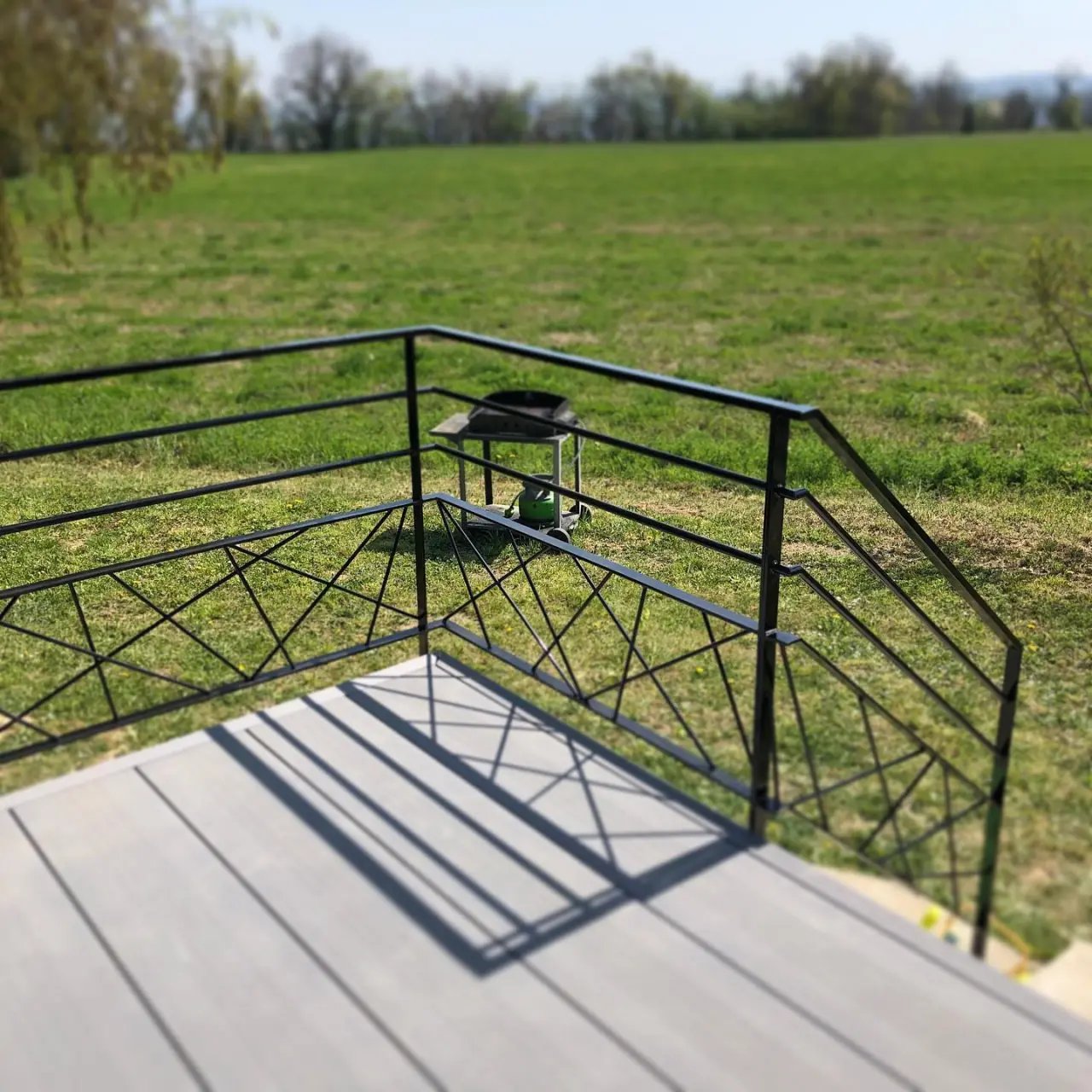 Garde-corps sur mesure en acier thermolaquée — Alliage Mobilier (3)
