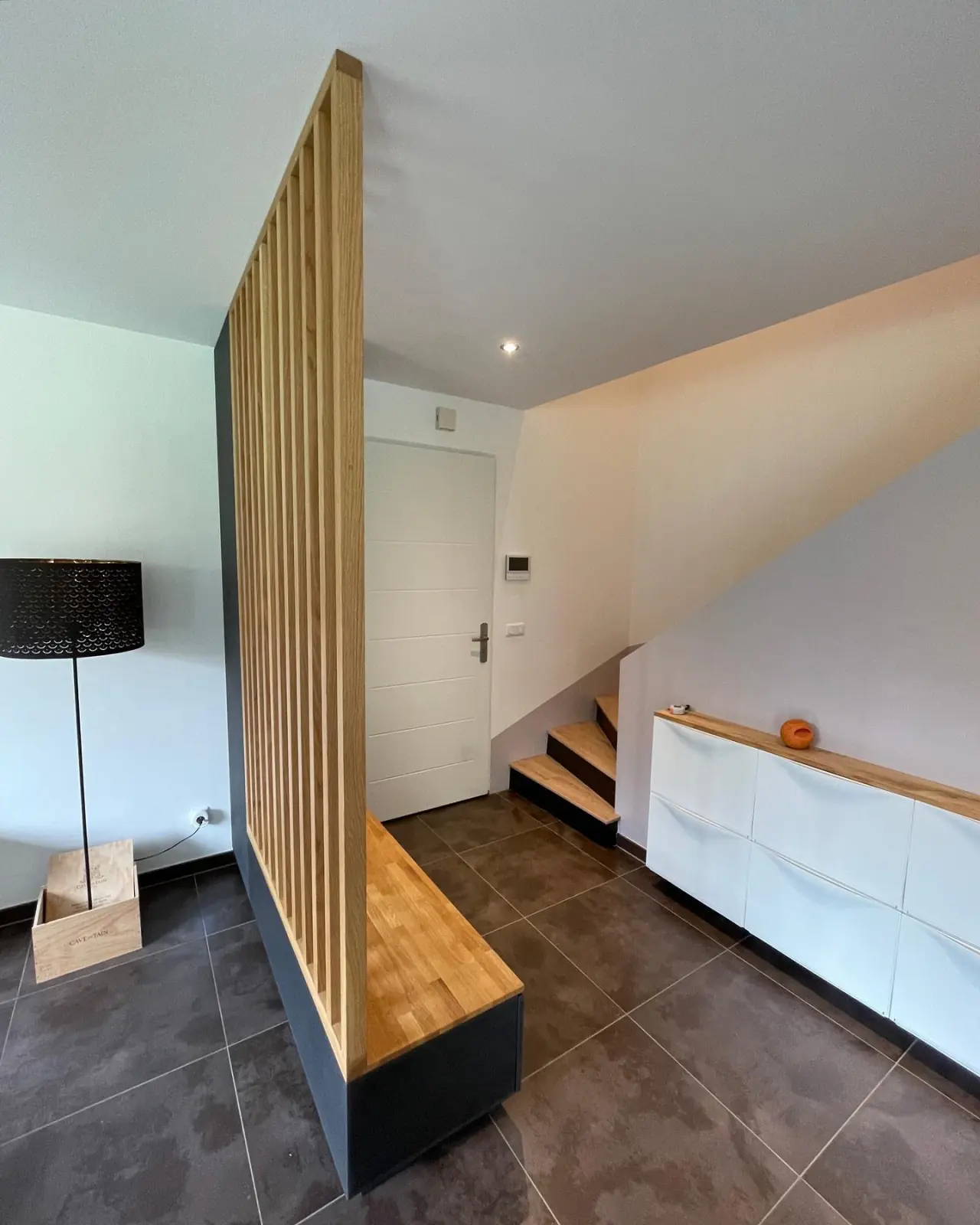 Meuble claustra pour aménager l’entrée d’une maison et… — Alliage Mobilier (2)