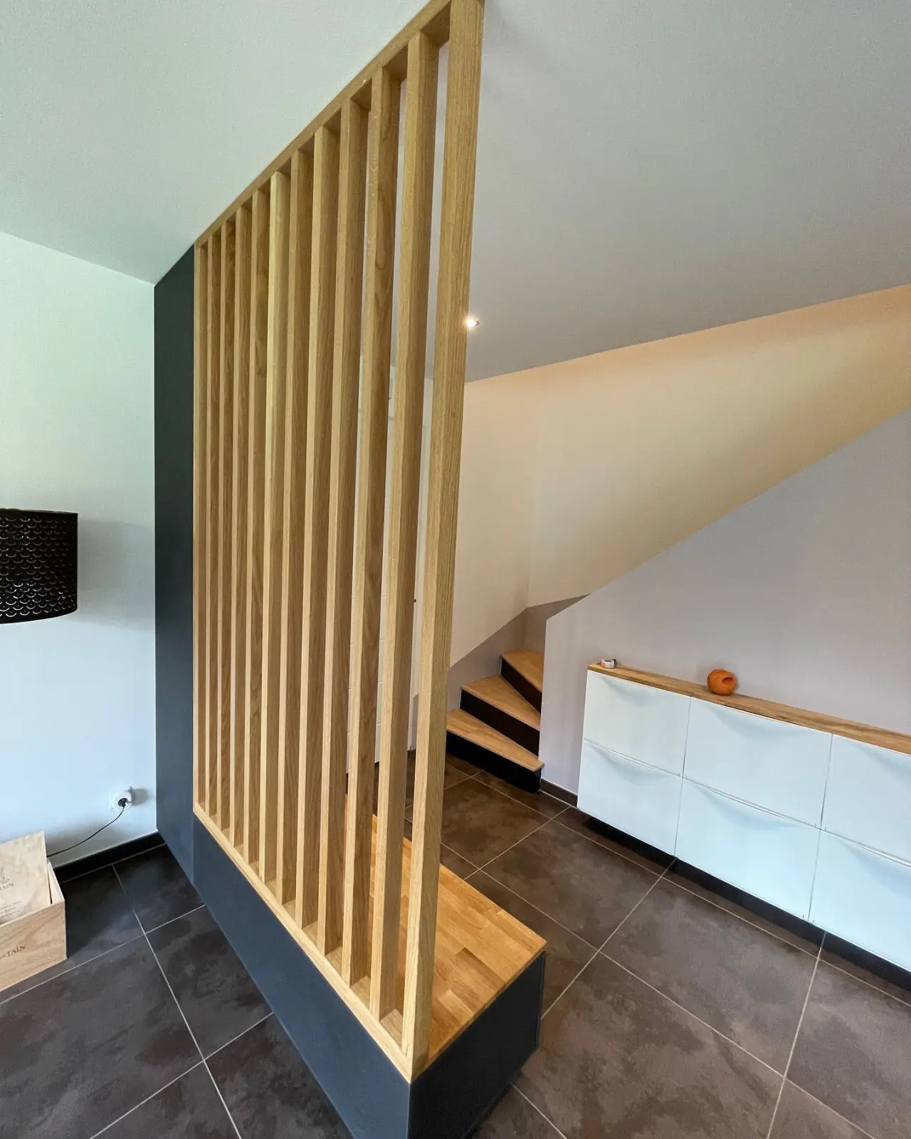 Meuble claustra pour aménager l’entrée d’une maison et… — Alliage Mobilier (3)