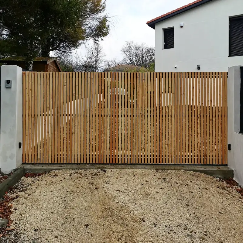 Portail sur mesure — Mobilier Alliage Mobilier