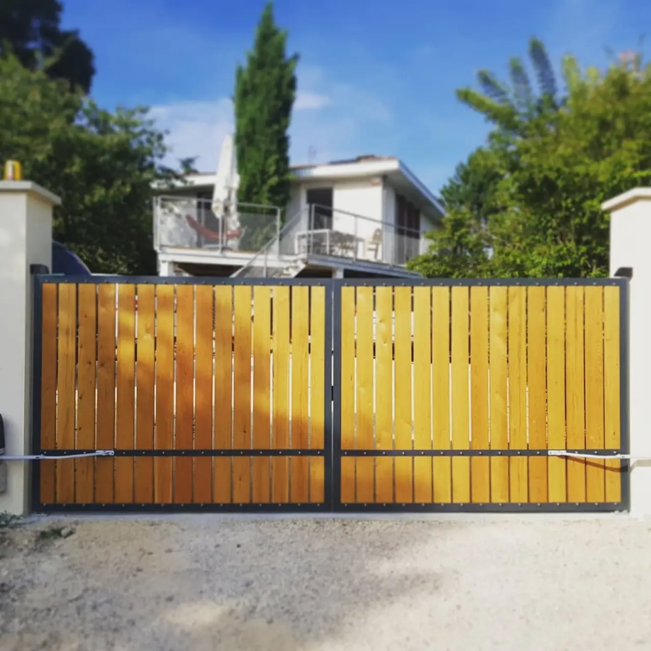 Portail sur mesure — Alliage Mobilier (1)