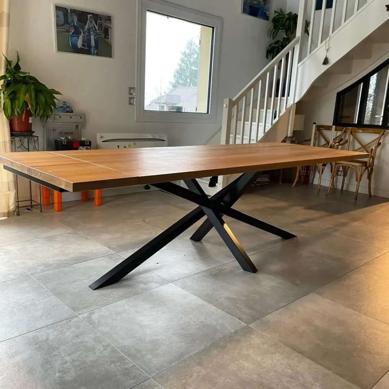 Table à manger en chêne, avec 2 rallonges, pour une… — Alliage Mobilier (2)