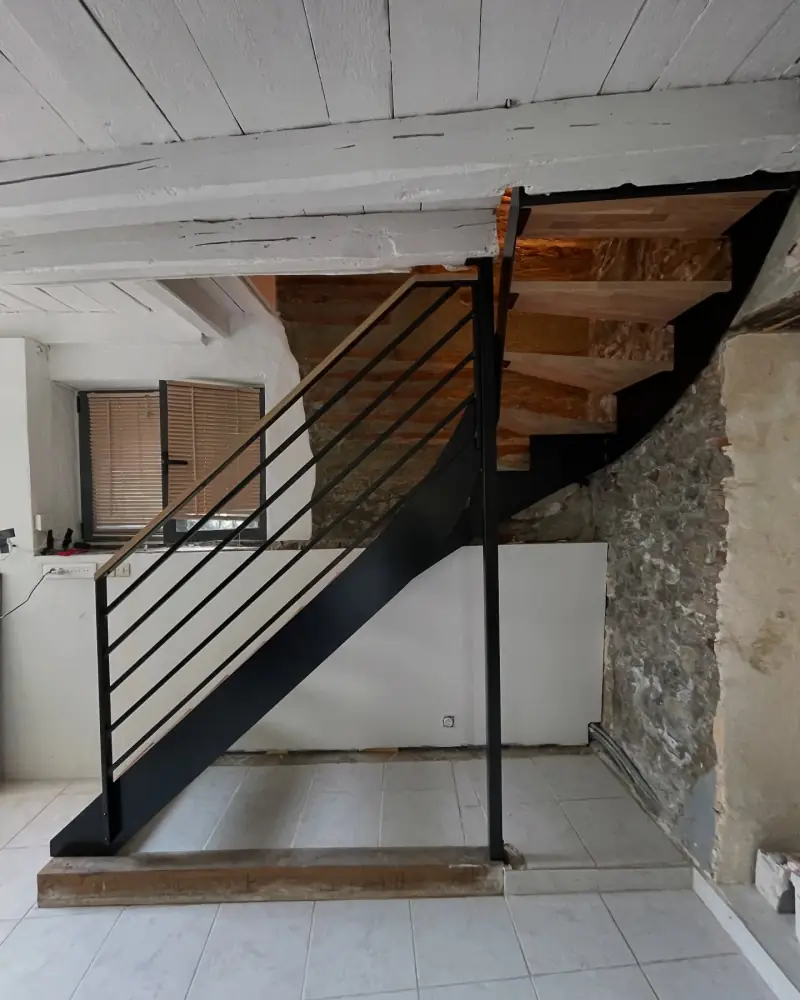 Transformation d’un escalier dans une maison de village — Escaliers Alliage Mobilier