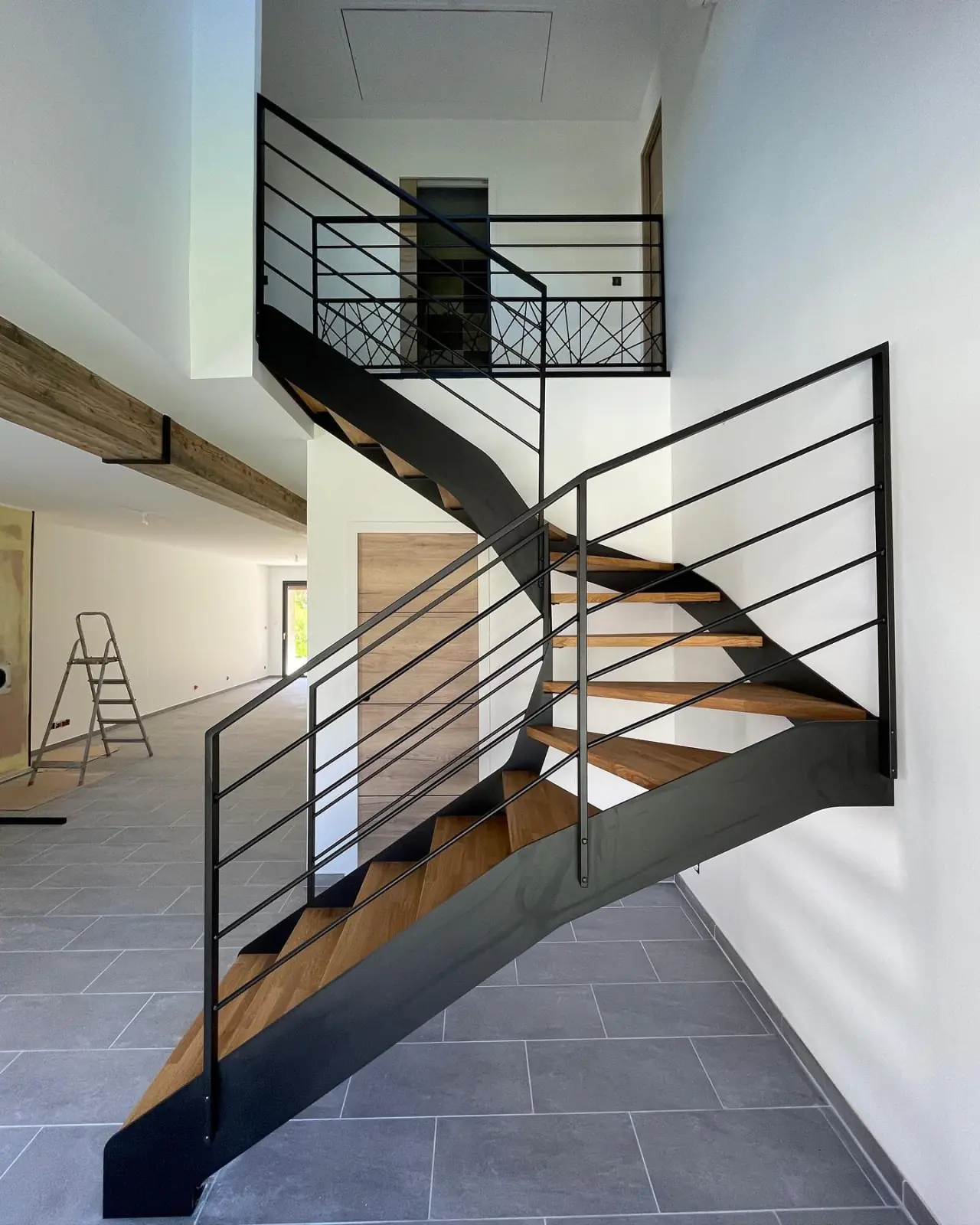 Très bel escalier et garde-corps posés à Vaujany — Alliage Mobilier (2)