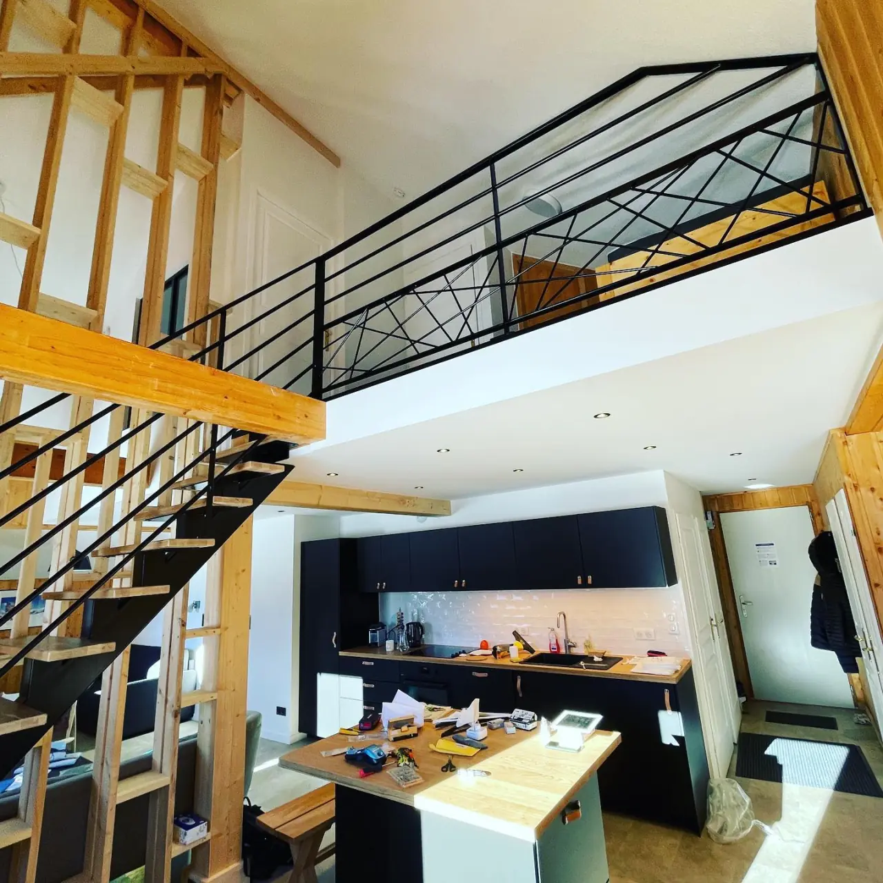 Très belle réalisation dans ce chalet de montagne — Alliage Mobilier (2)