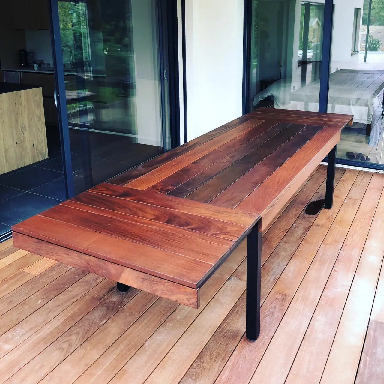 Très belle table d’extérieur en Ipé et acier — Alliage Mobilier (4)